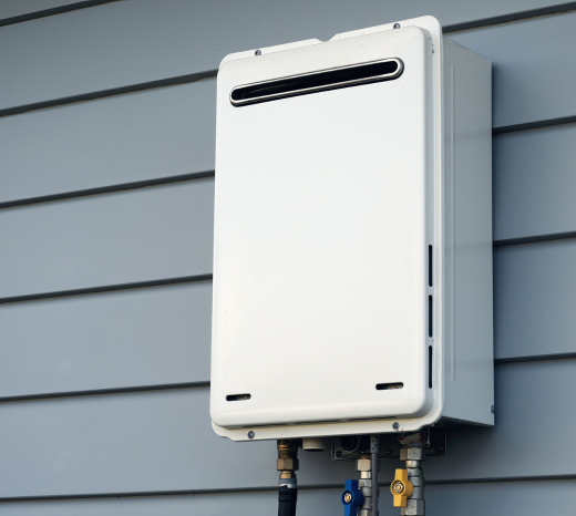 7 Reasons to Switch to a Tankless Water Heater Image